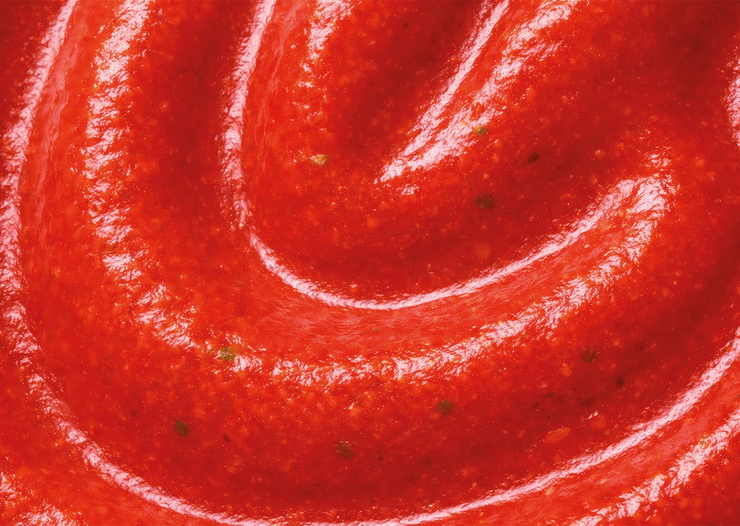 Tomate cherry y albahaca